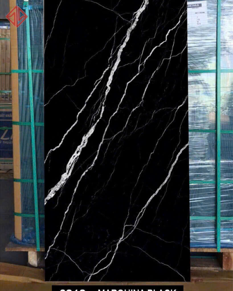 MARQUINA BLACK